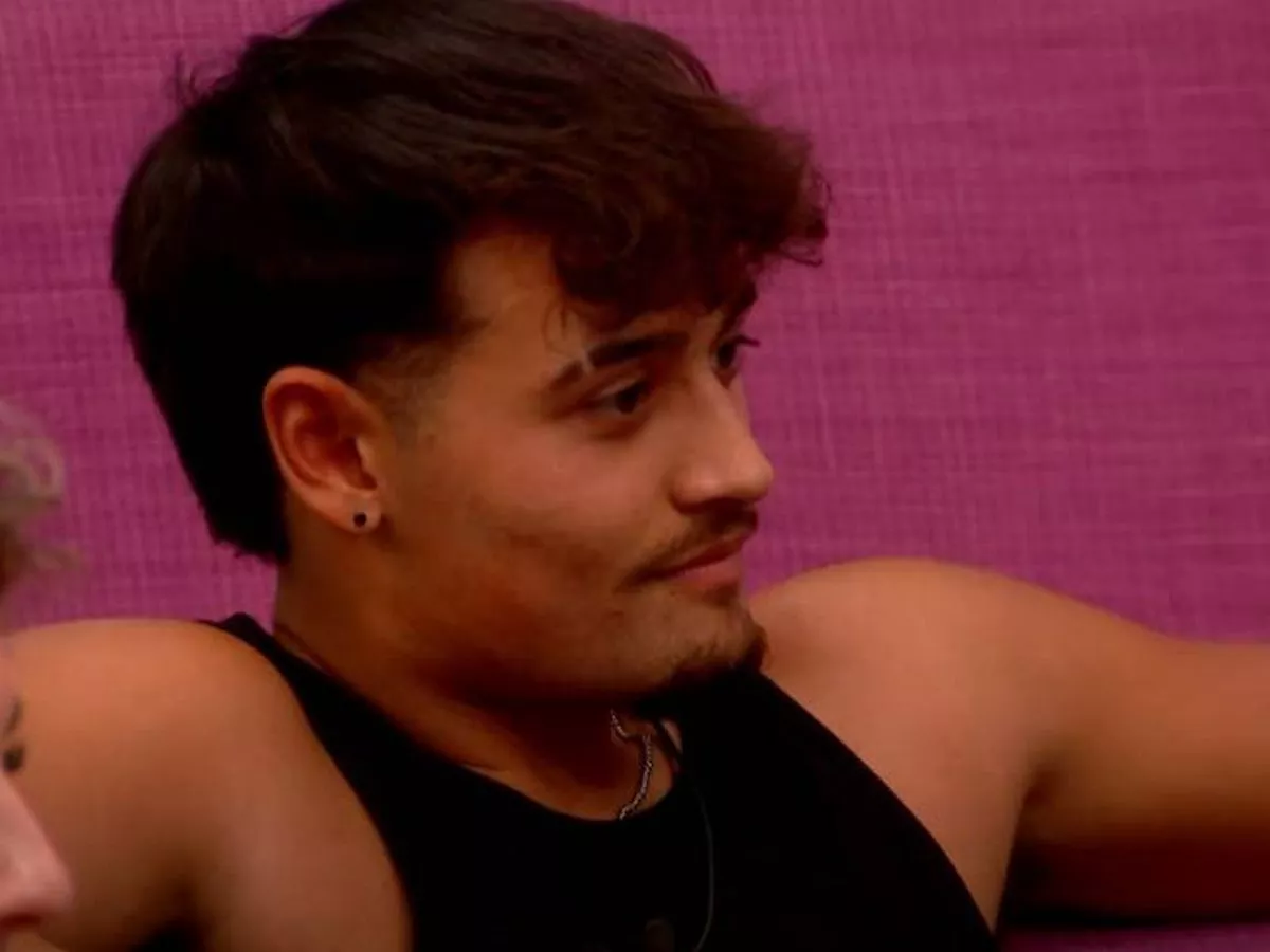 Big Brother's Zelah drops relationship bombshell as he admits 'green light' to explore