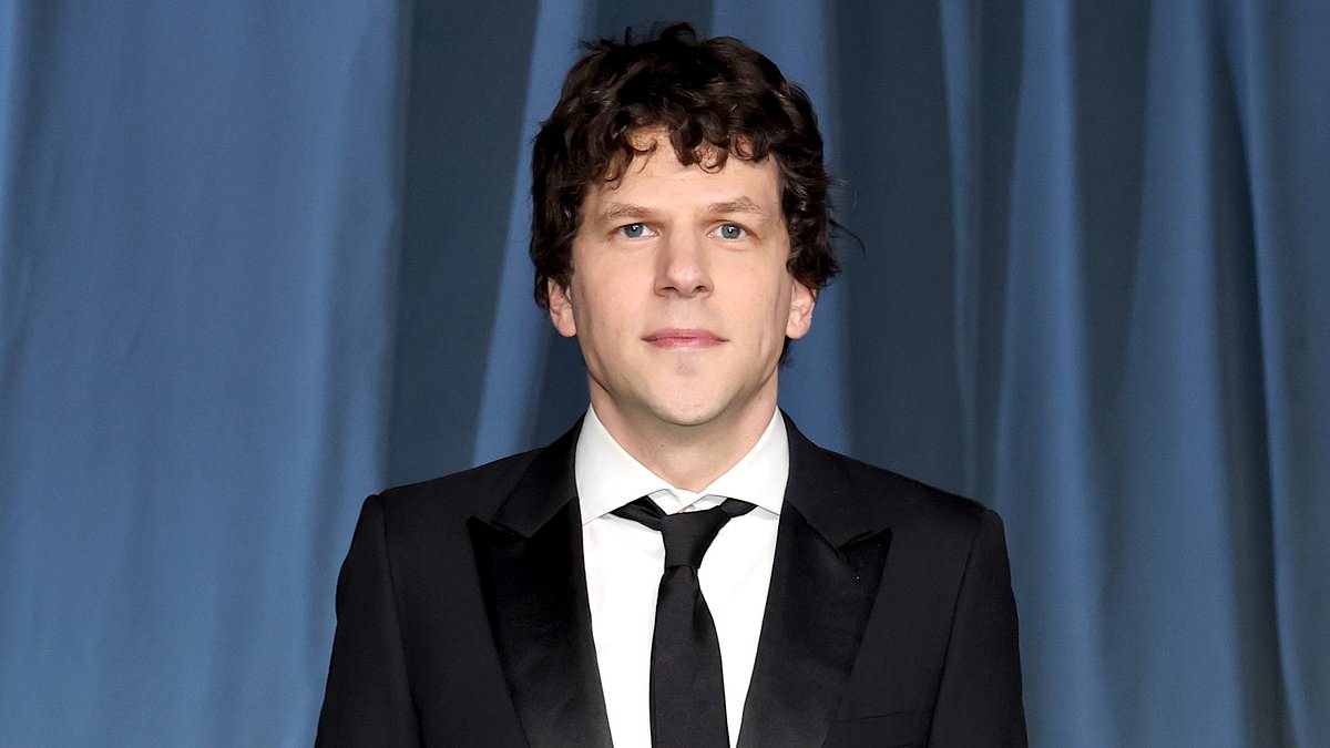 Jesse Eisenberg reveals he is donating his kidney to a stranger in just six weeks: 'I don't really know why'
