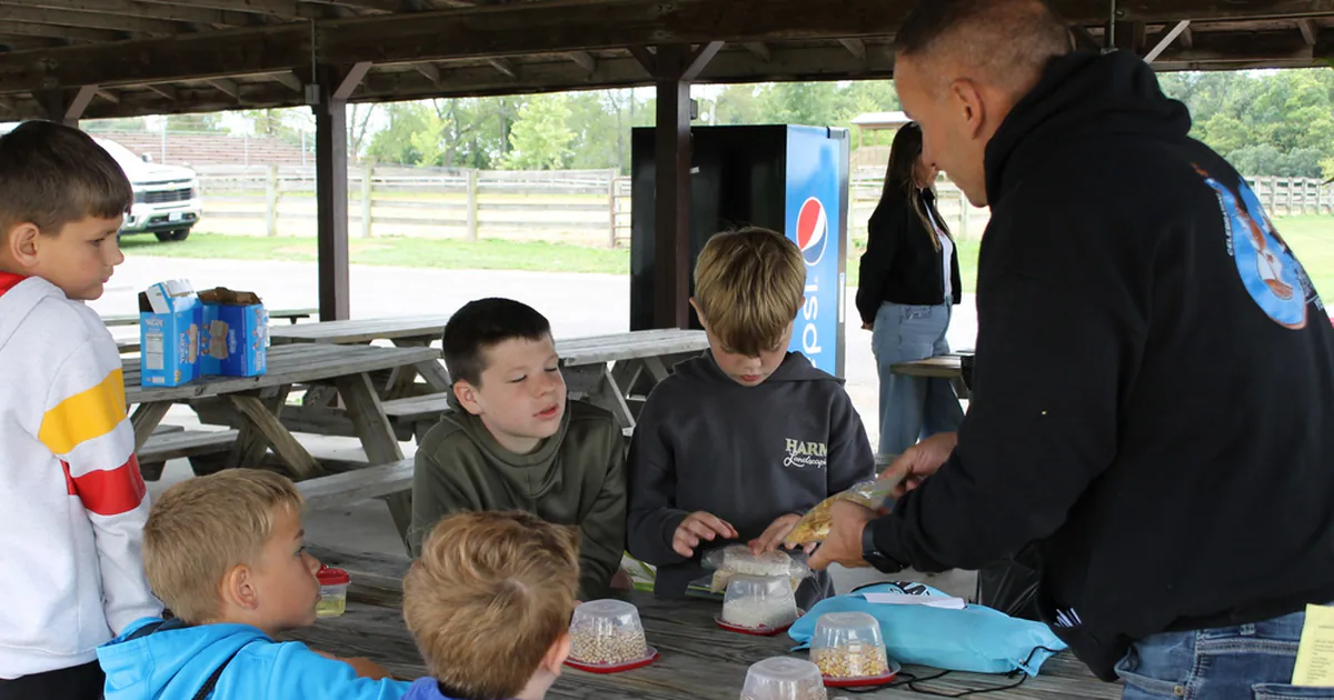 Ogle, Carroll county teachers receive IAA Foundation grants