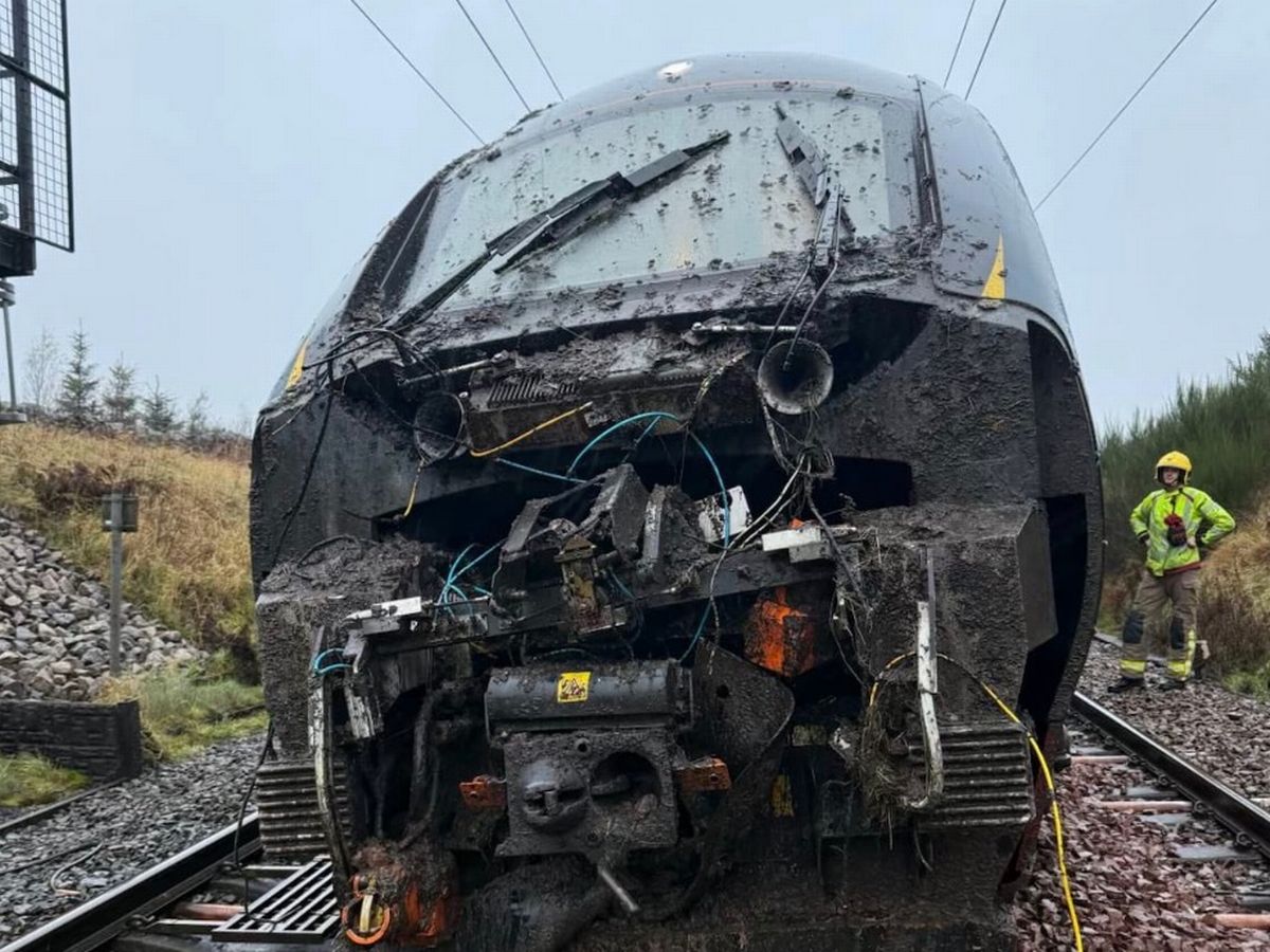 Cumbria train passengers feared 'another Huntingdon attack' in Shap derailment