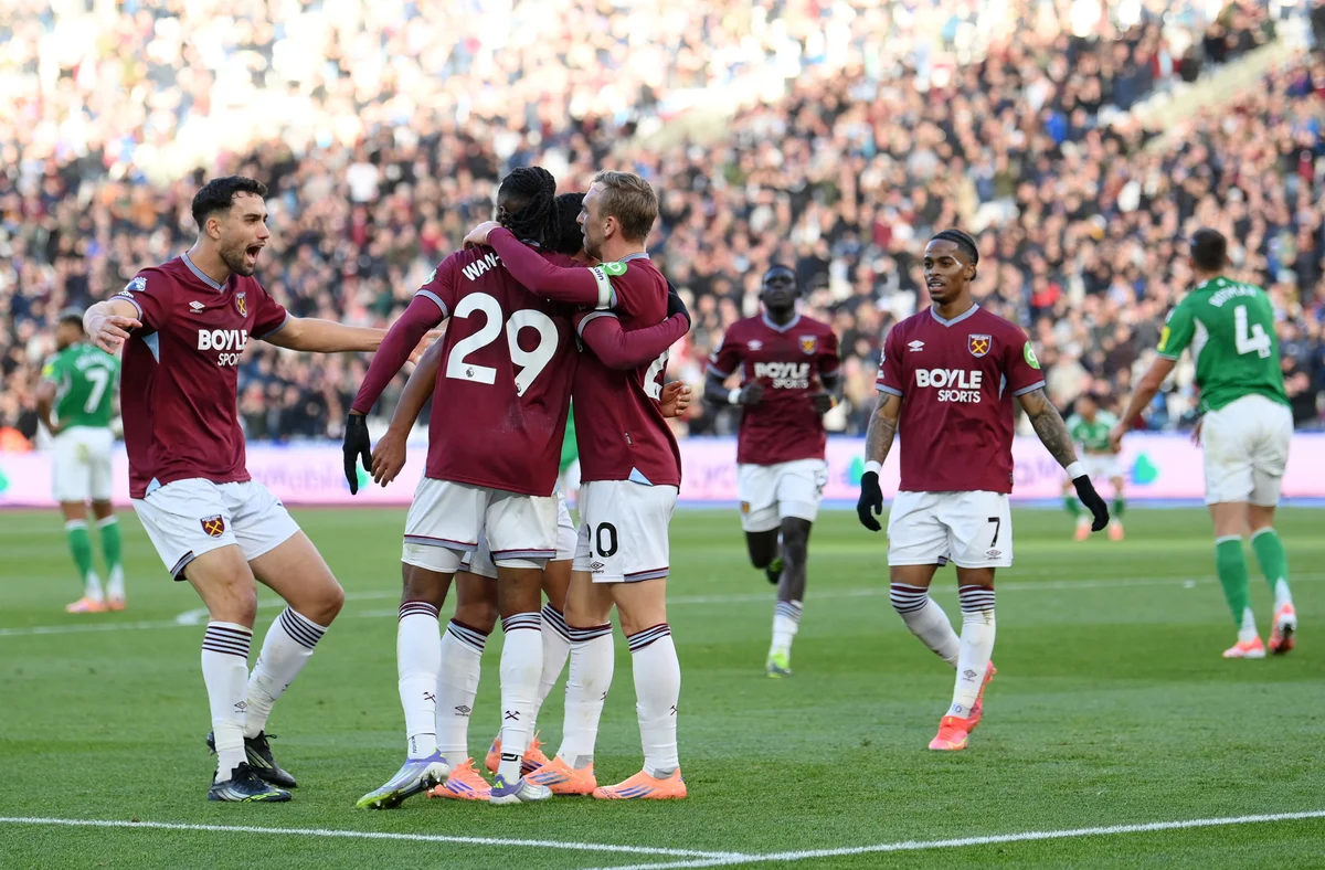 West Ham 3-1 Newcastle: Hammers stop the rot with first home win in nine months