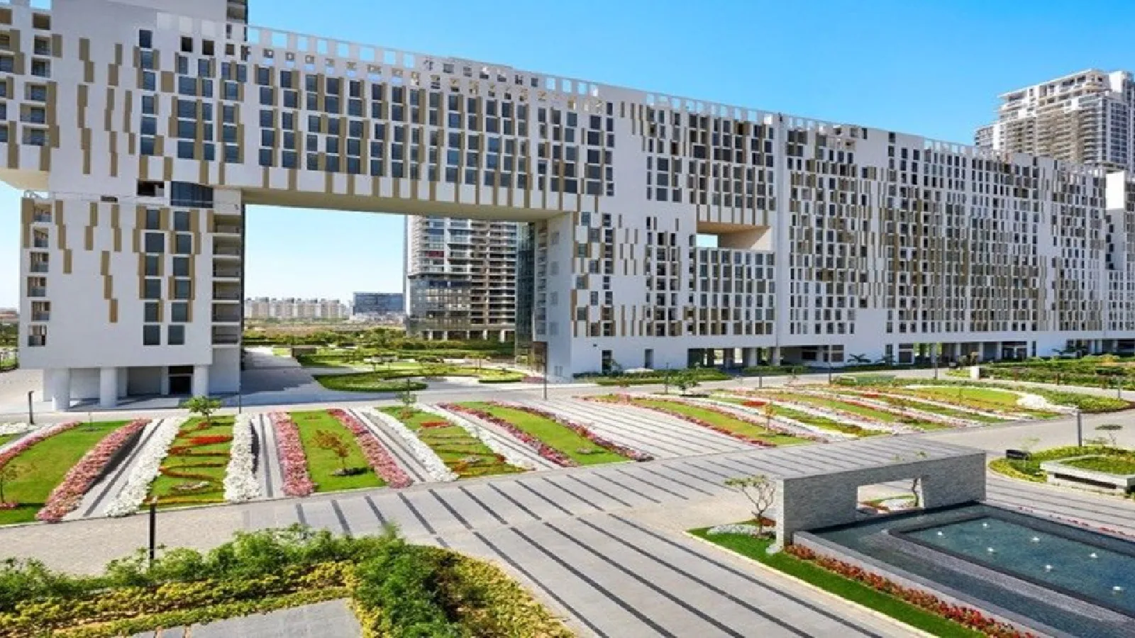 Gurugram Real Estate: Delhi-NCR Businessman Buys Four Apartments In DLF's 'The Dahlias' For Rs 380 Crore