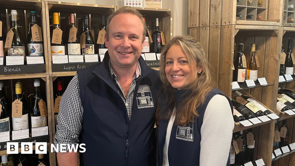 'Thrving' market town is fully open for business