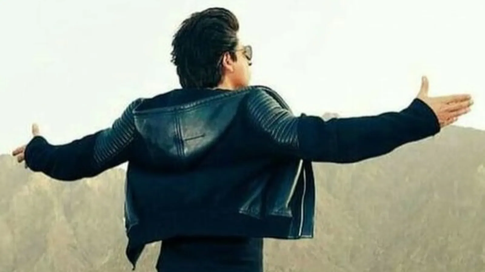 Zoya Akhtar Pens Sweetest Birthday Wish For Shah Rukh Khan, Calls Him ‘The Best Love Story’