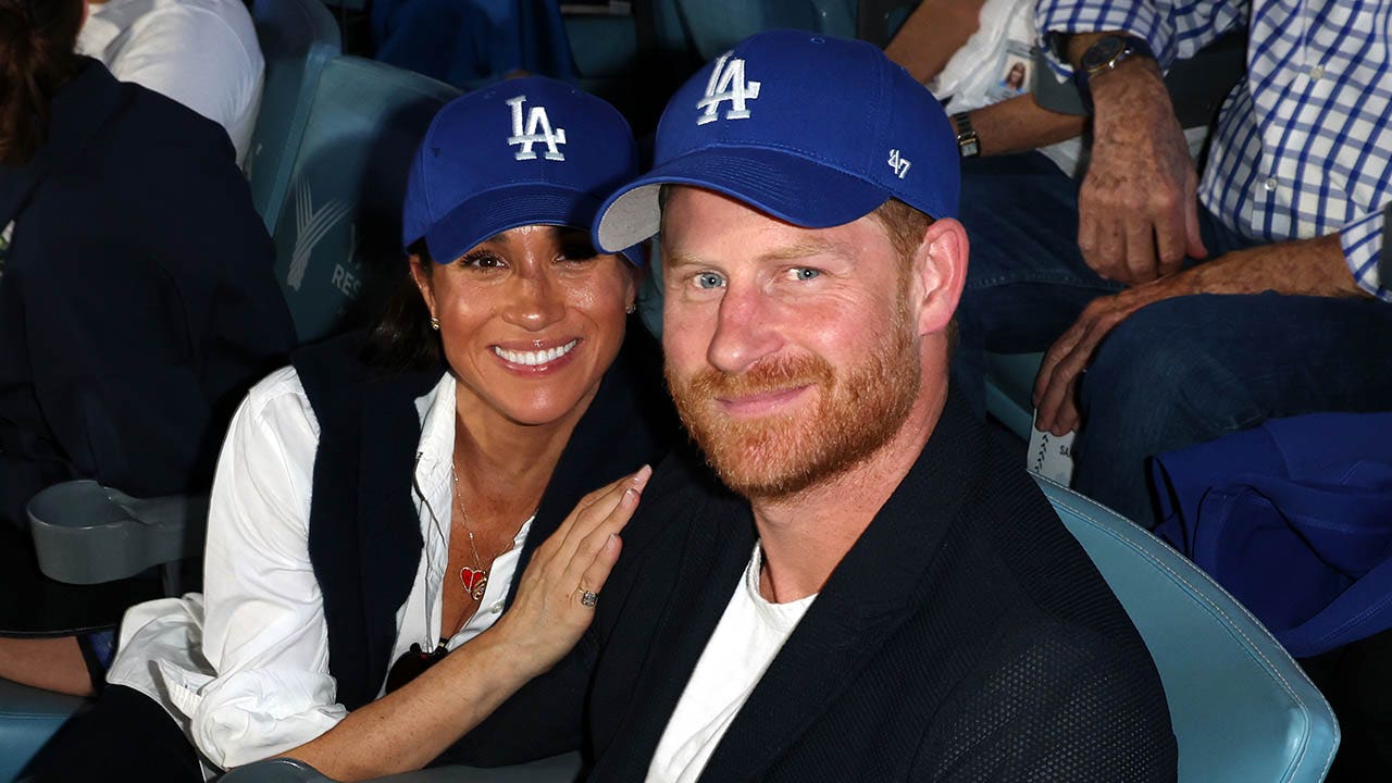 Meghan Markle and Prince Harry celebrate Dodgers World Series win with PDA