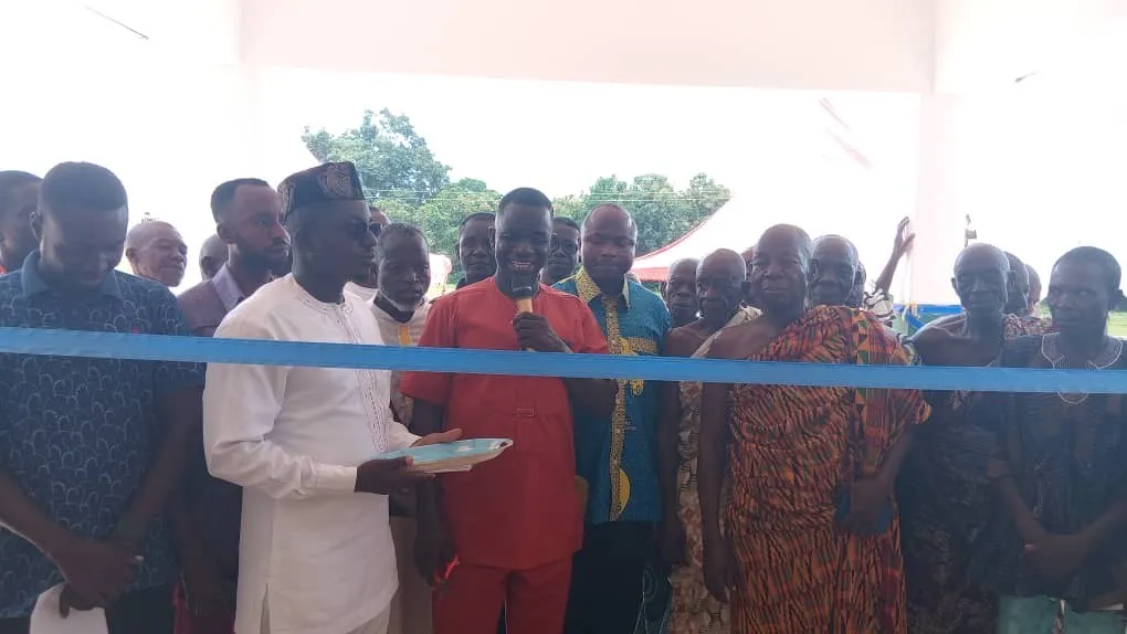 Krachi West MCE commissions new clinic at Dadekro