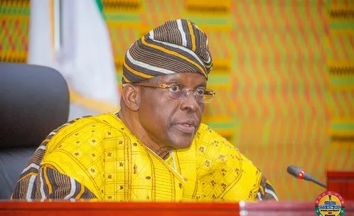 Parliament marks World Breast Cancer Day with support for awareness campaigns