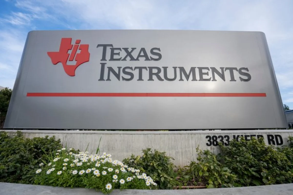 Texas Instruments (TXN) Stock Price Prediction: 2025, 2026, 2030