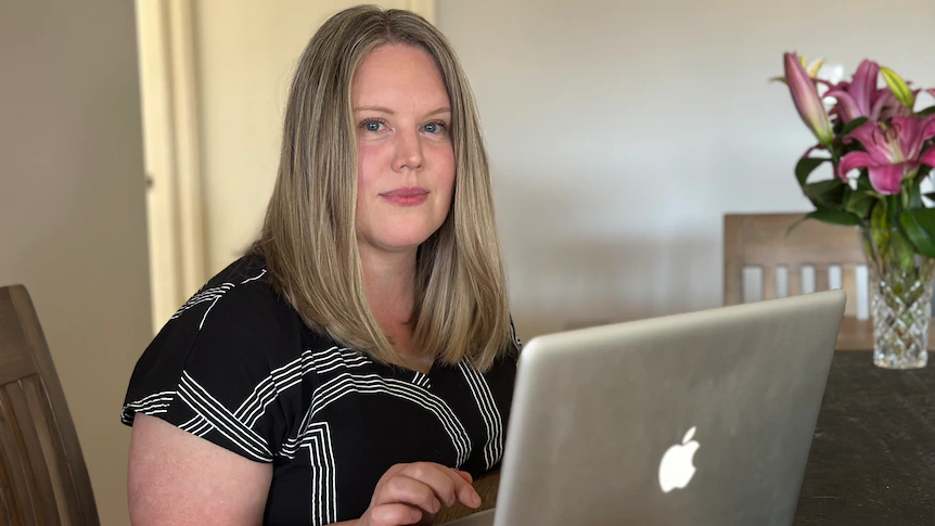 Long COVID patients seeking help 'let down by the system'