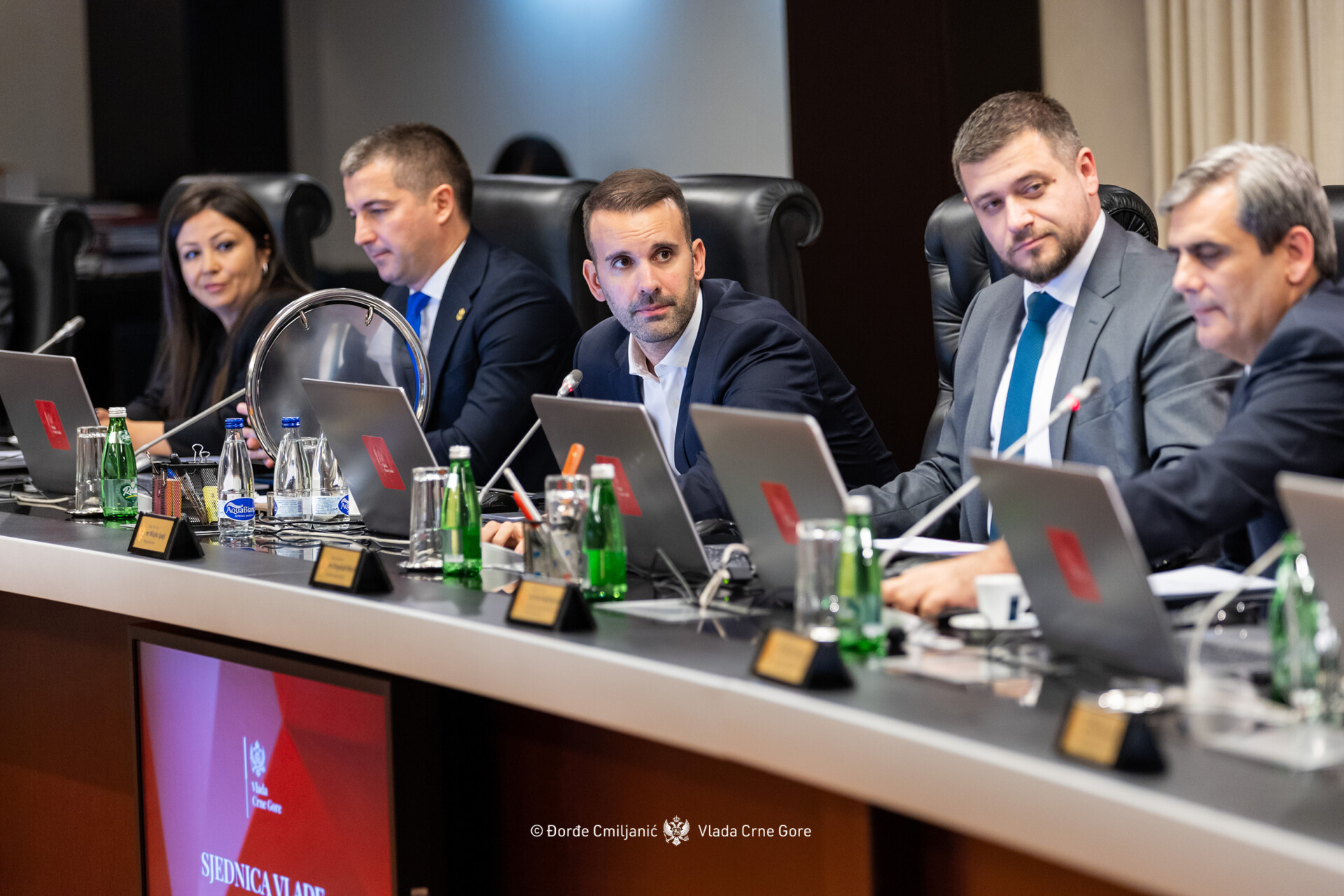 Vlada predložila povoljnosti za strance koji će se zapošljavati u IT i zdravstvenom sektoru