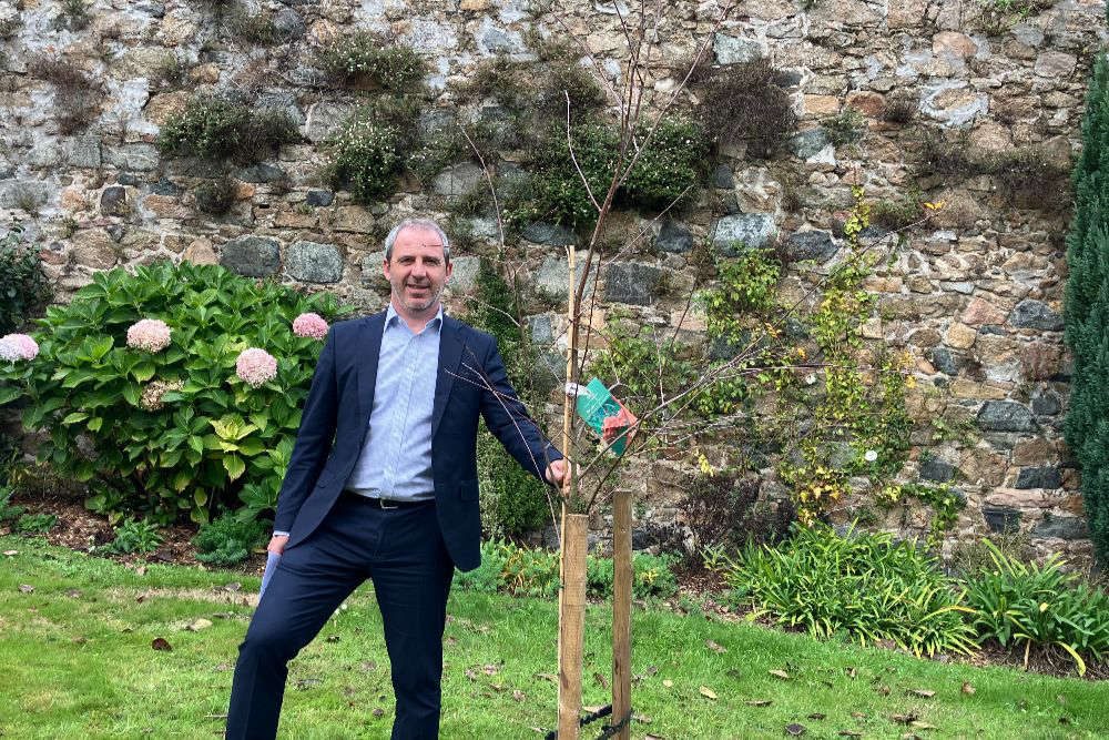 Hotel guests help grow a greener Guernsey