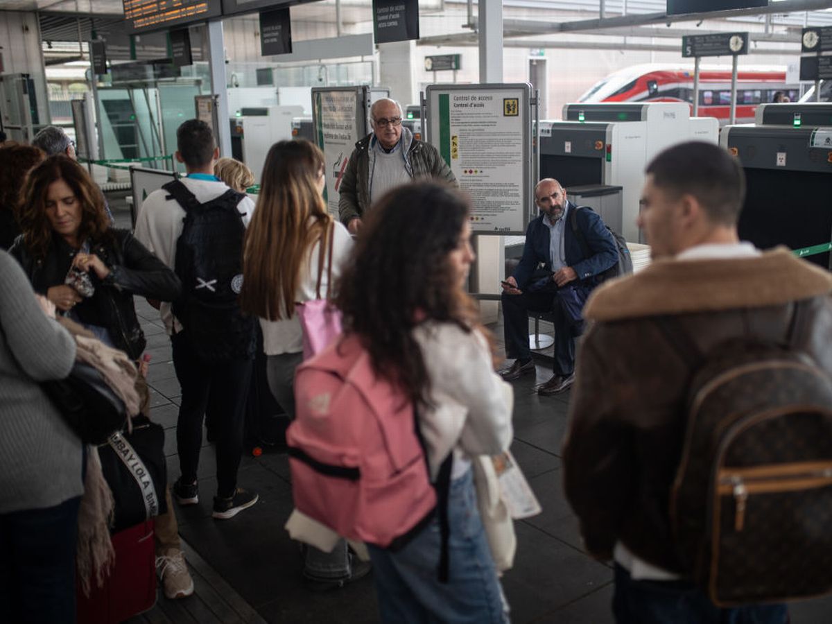Huntingdon train attack sparks calls for 'airport-style' security at UK stations
