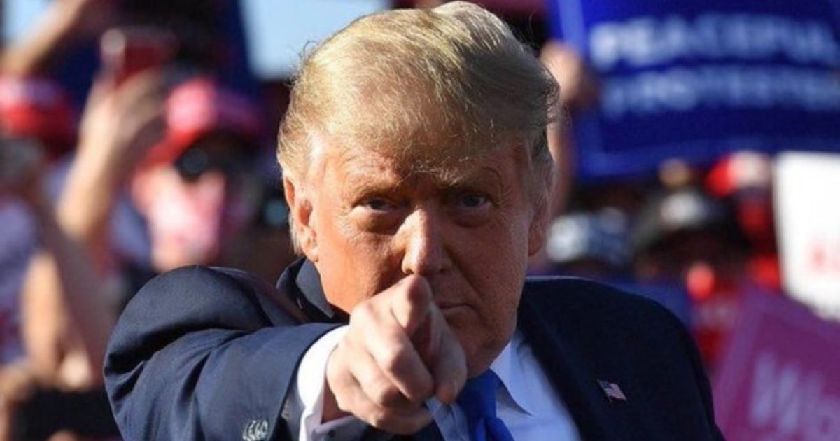 Donald Trump Can’t Stop Doing This One Thing – And Why Fans Eat It Up