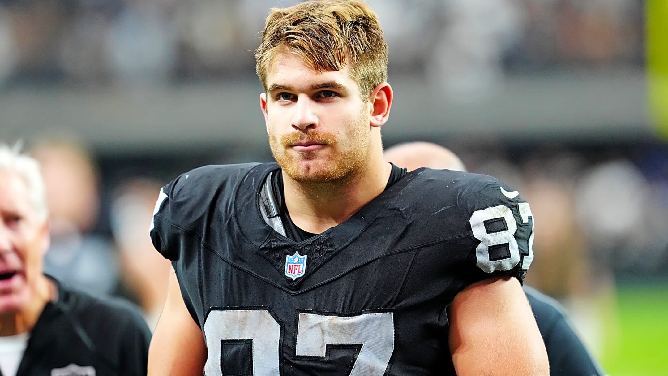 Raiders' trade stance on TE Michael Mayer is revealed