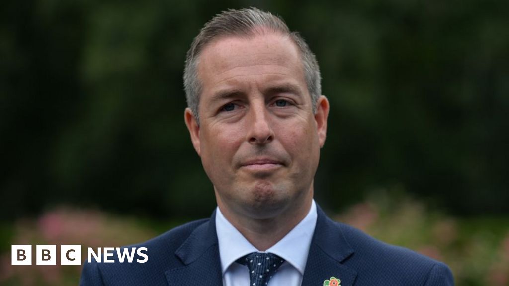 'I'm not going to be cancelled', minister says ahead of no confidence motion