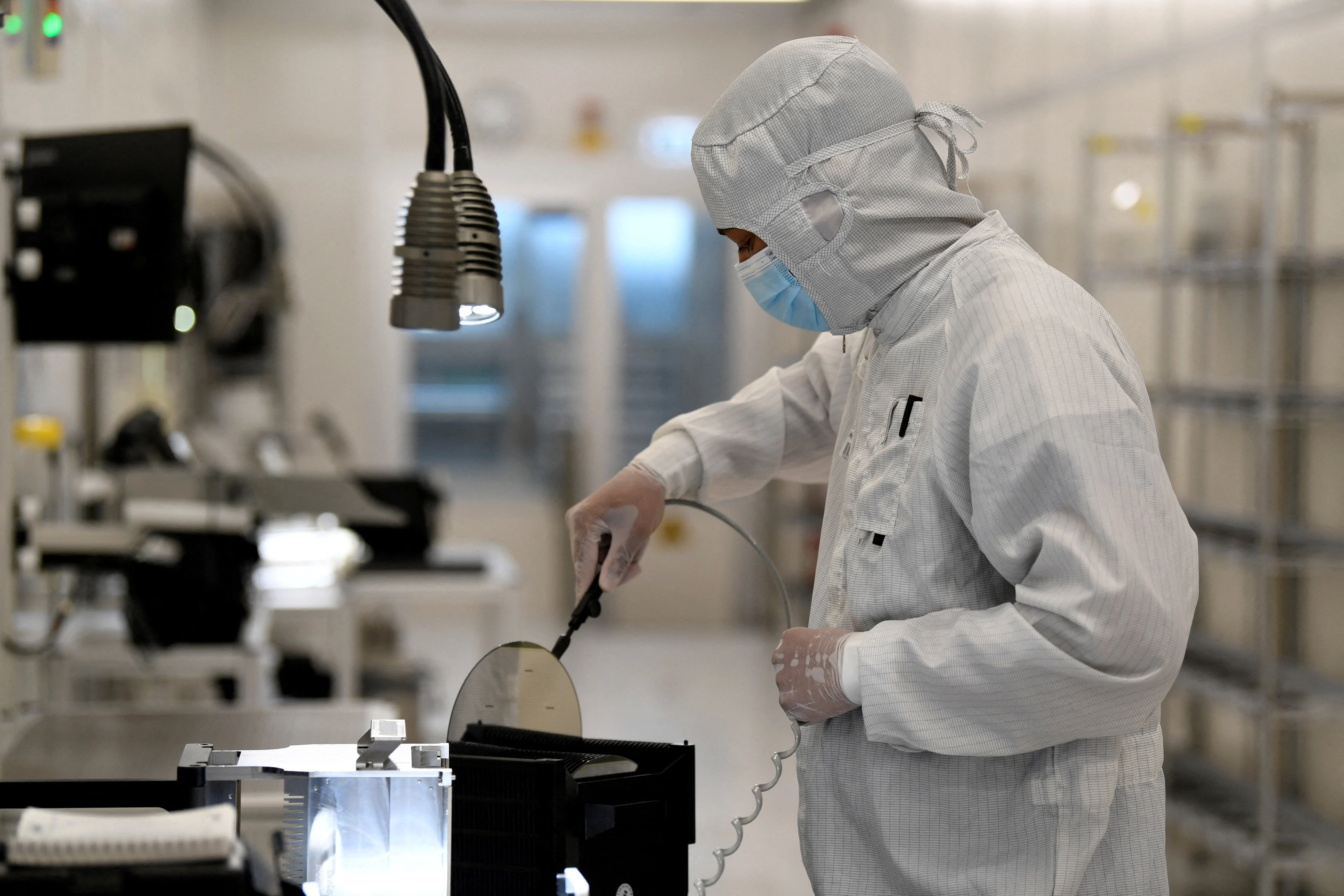 Nexperia China to meet chip orders with local wafer suppliers in months: experts