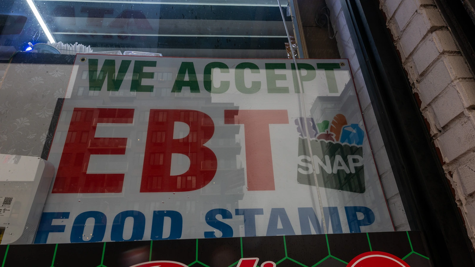 SNAP benefits run dry as shutdown continues, here's how states are stepping in