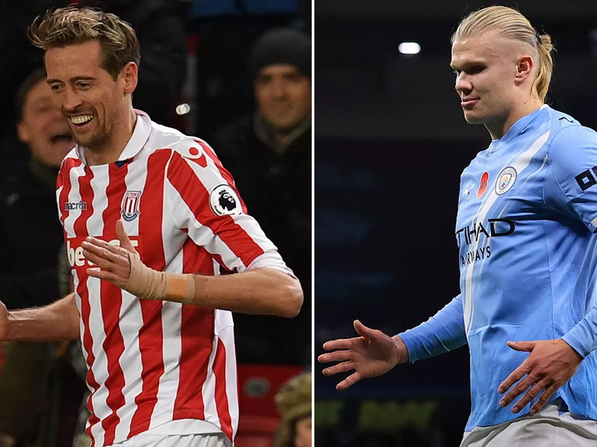 Peter Crouch delivers perfect response to Erling Haaland robot celebration