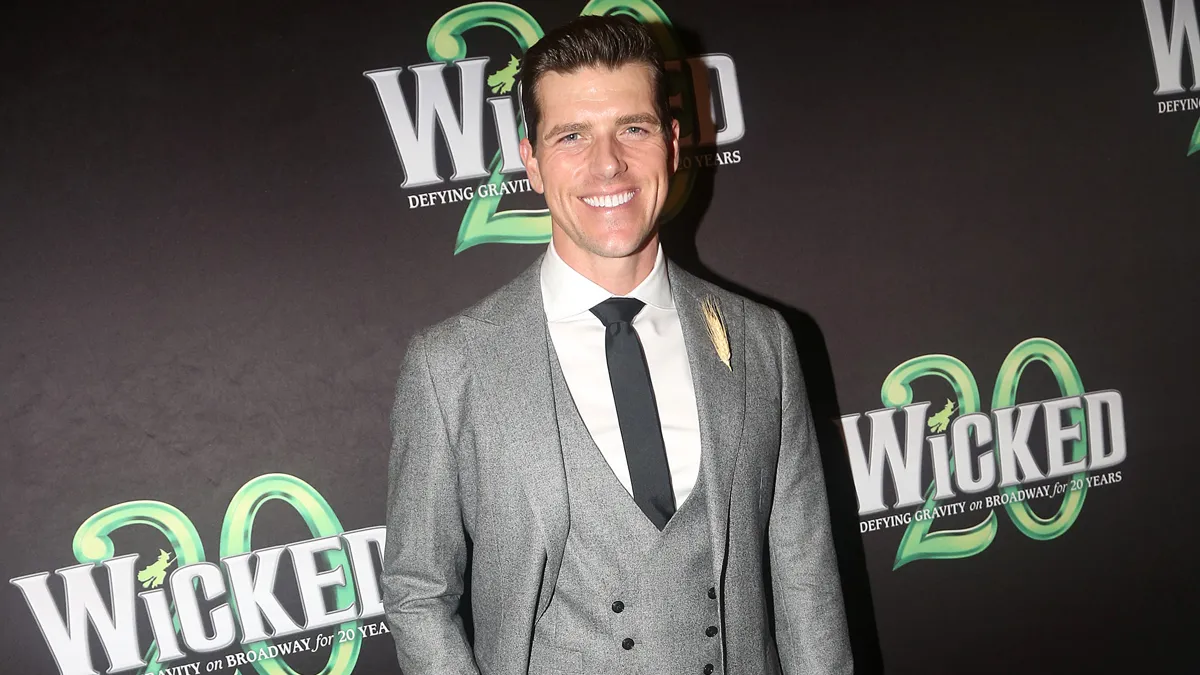 ‘Wicked’ star running NYC Marathon before two-show day as Fiyero