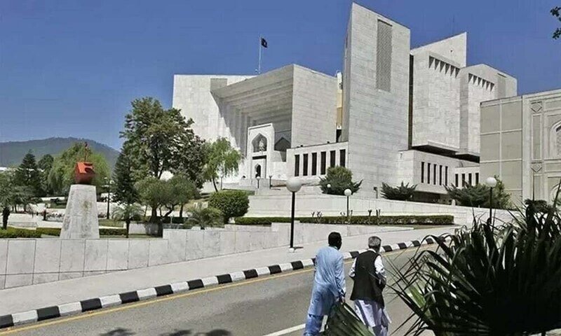 CJP, other SC judges bid farewell to Registrar