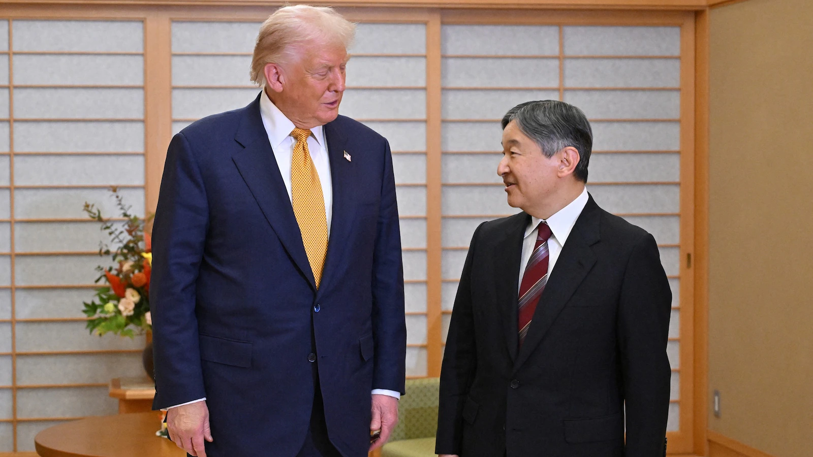 Trump in Japan for 2nd stop of Asia tour, high-stakes Xi meeting on the horizon