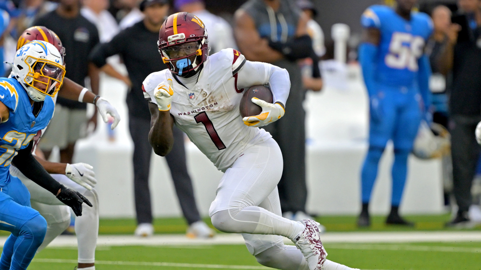 Trade Deadline Rumors: Deebo Samuel, Jaelan Phillips, Commanders, Cowboys, Eagles, Giants