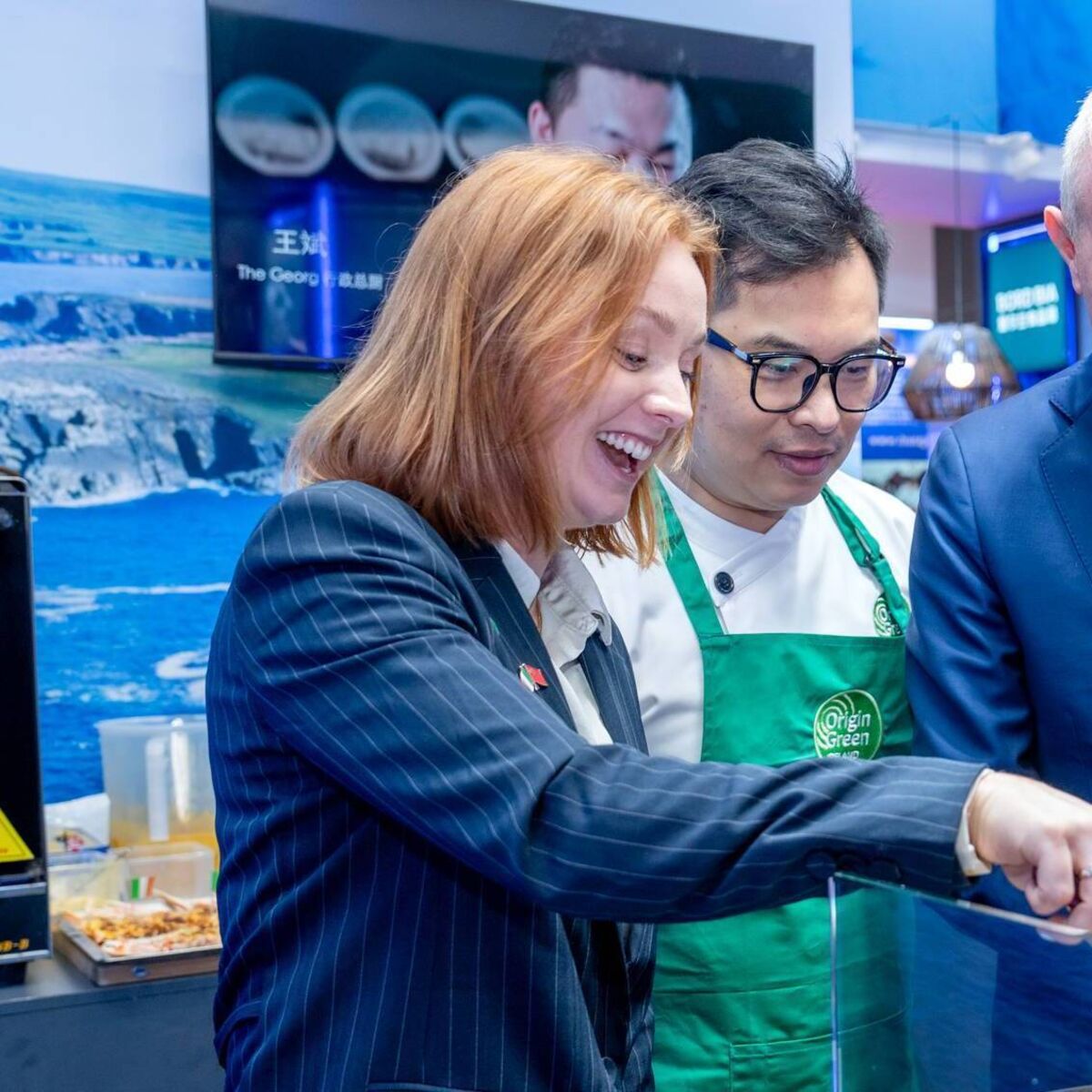 Minister Dooley leads agri-food trade mission to China