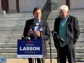 Larson adds another high-profile endorsement