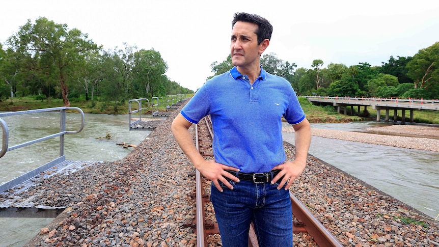 Battle looms for Qld premier's old hometown as date set for by-election