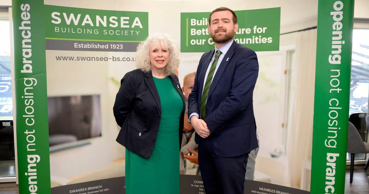 AD FEATURE: Swansea Building Society celebrates a decade of success in Carmarthen