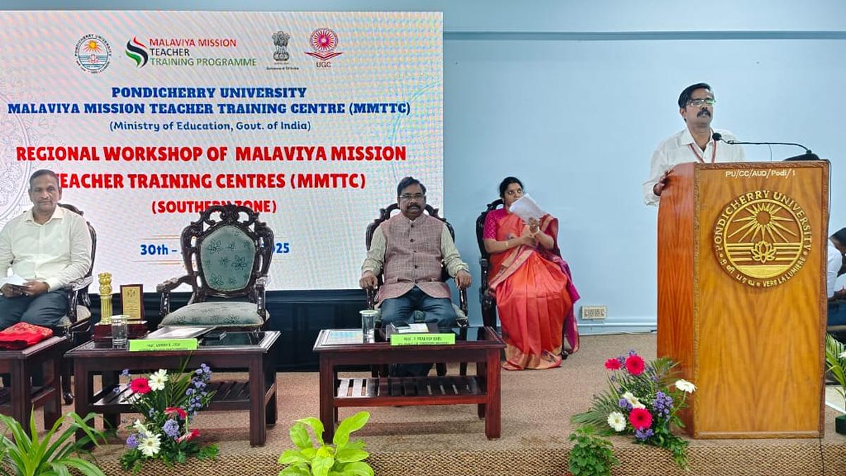 UGC Secretary launches teacher training programme