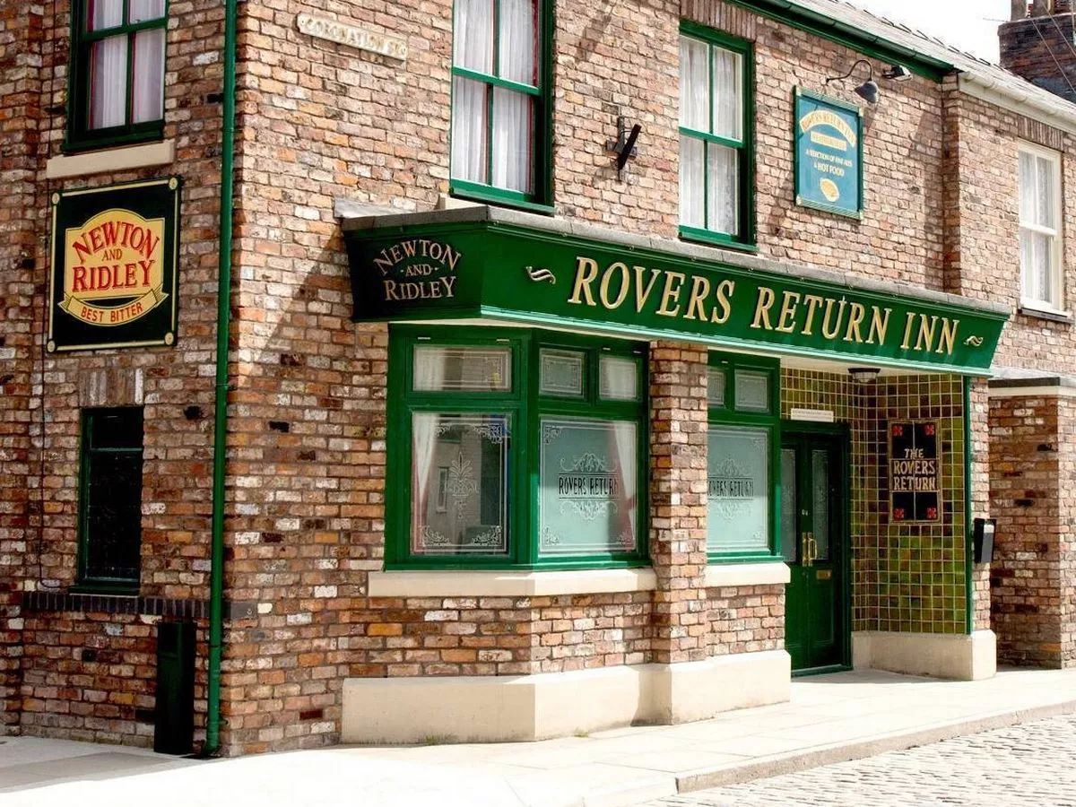 Coronation Street Christmas twist confirmed as family's past exposed