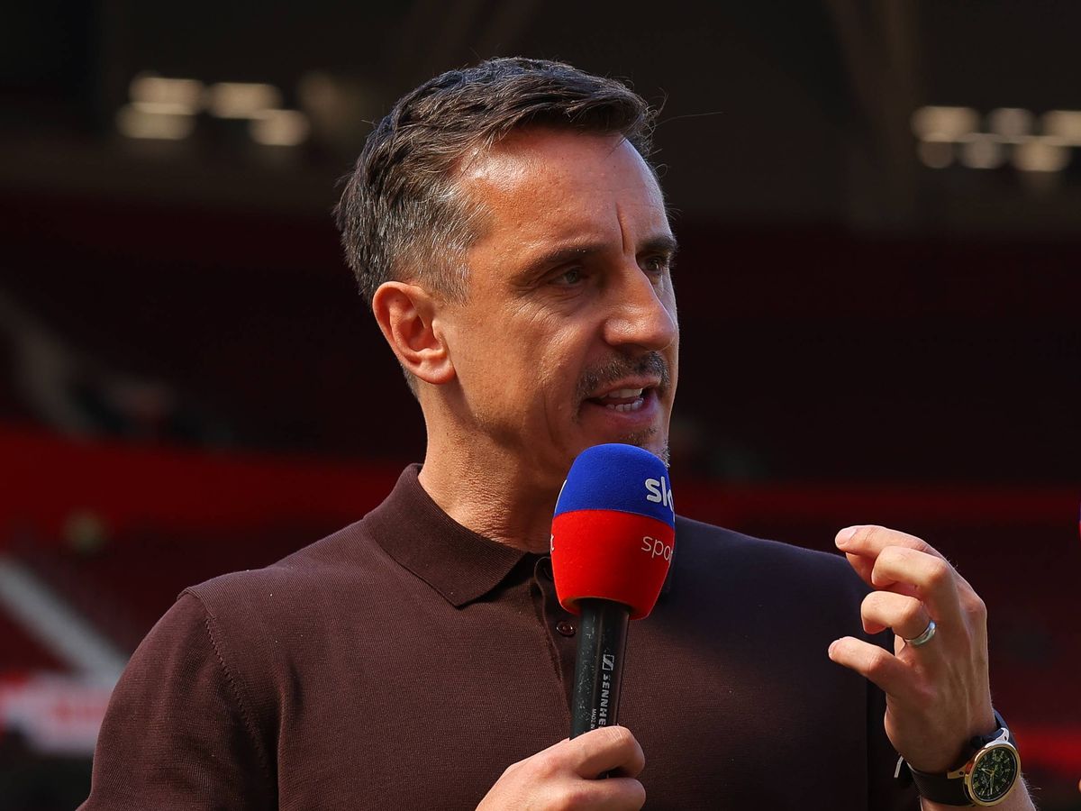 Man United latest: Gary Neville's 'well off it' verdict as Marcus Rashford talks emerge