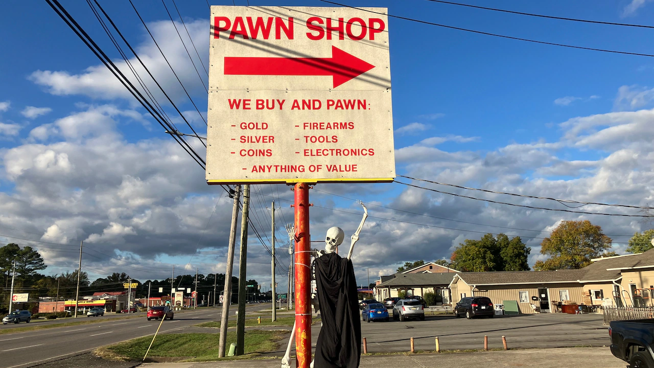 Pawning more and buying less: An unexpected side effect of the long government shutdown