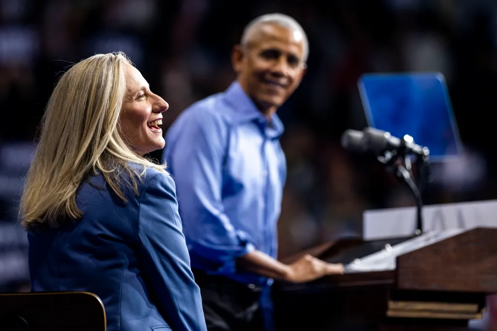 Spanberger and Earle-Sears make final push in Virginia governor’s race