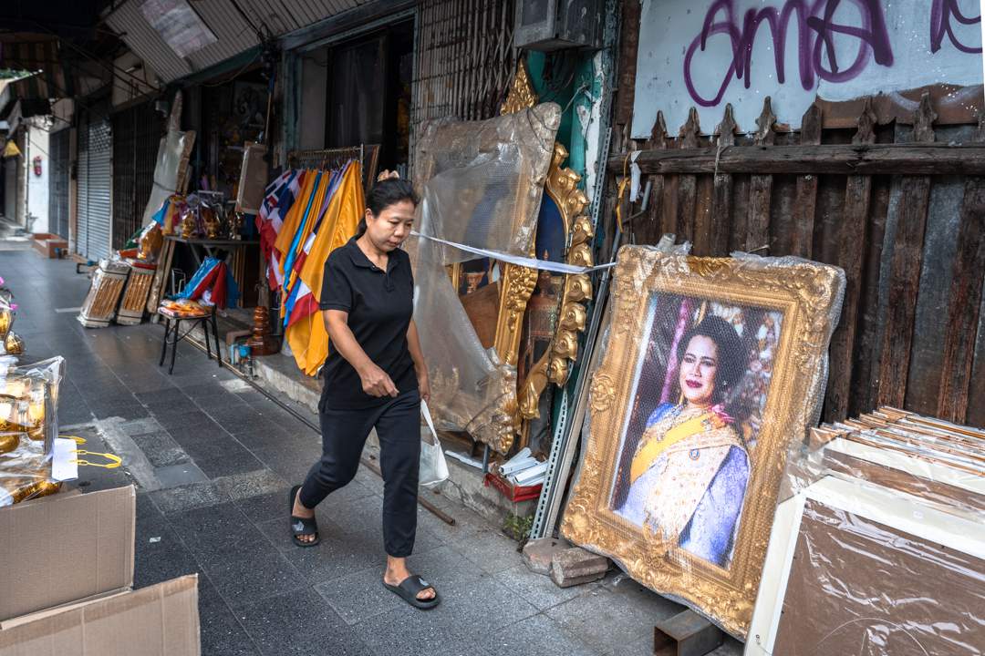 News24 | A nation in black: How Thai vendors balance grief and business for Queen Mother’s mourning
