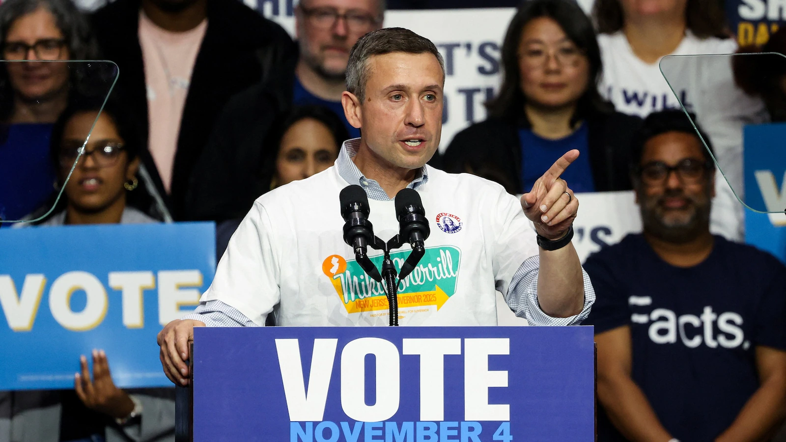 Democrats lean into fighter persona as party rebuilds ahead of 2026 midterms