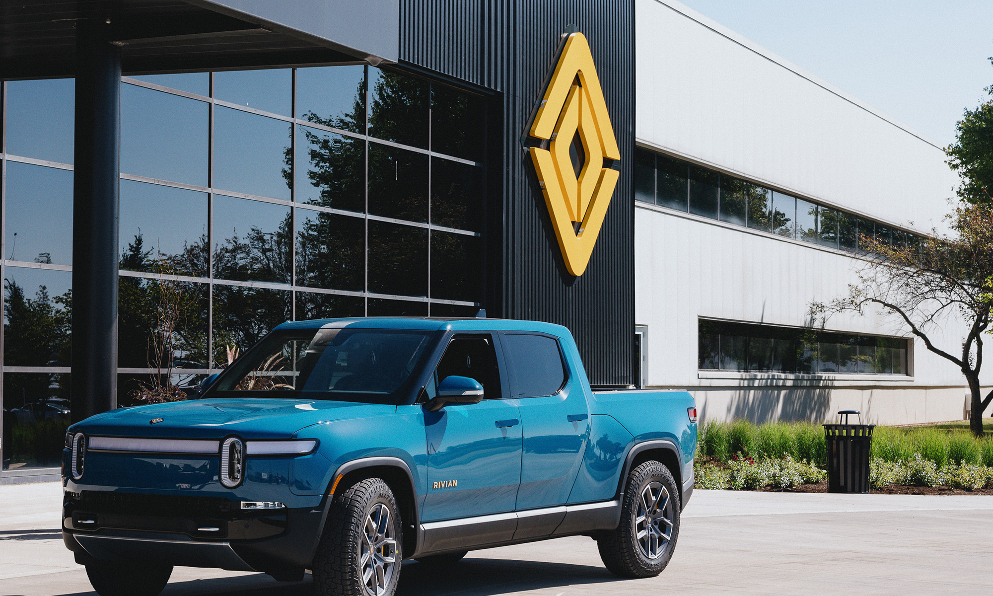 2 Reasons to Buy Rivian While It's Below $70.49