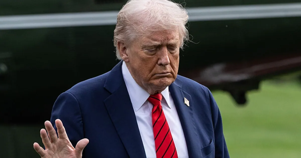 Ex-White House Doctor Calls Out Red Flag in Trump Health Saga