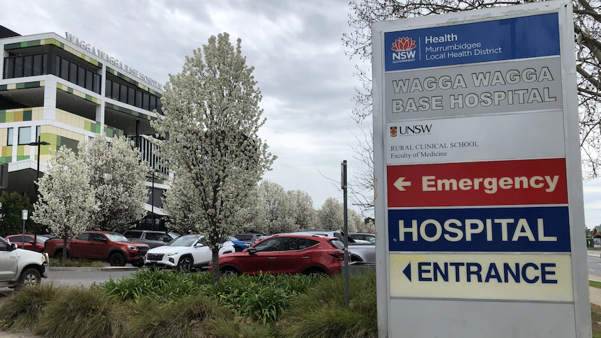 Nurse attended escape room, began intimate relationship with patient