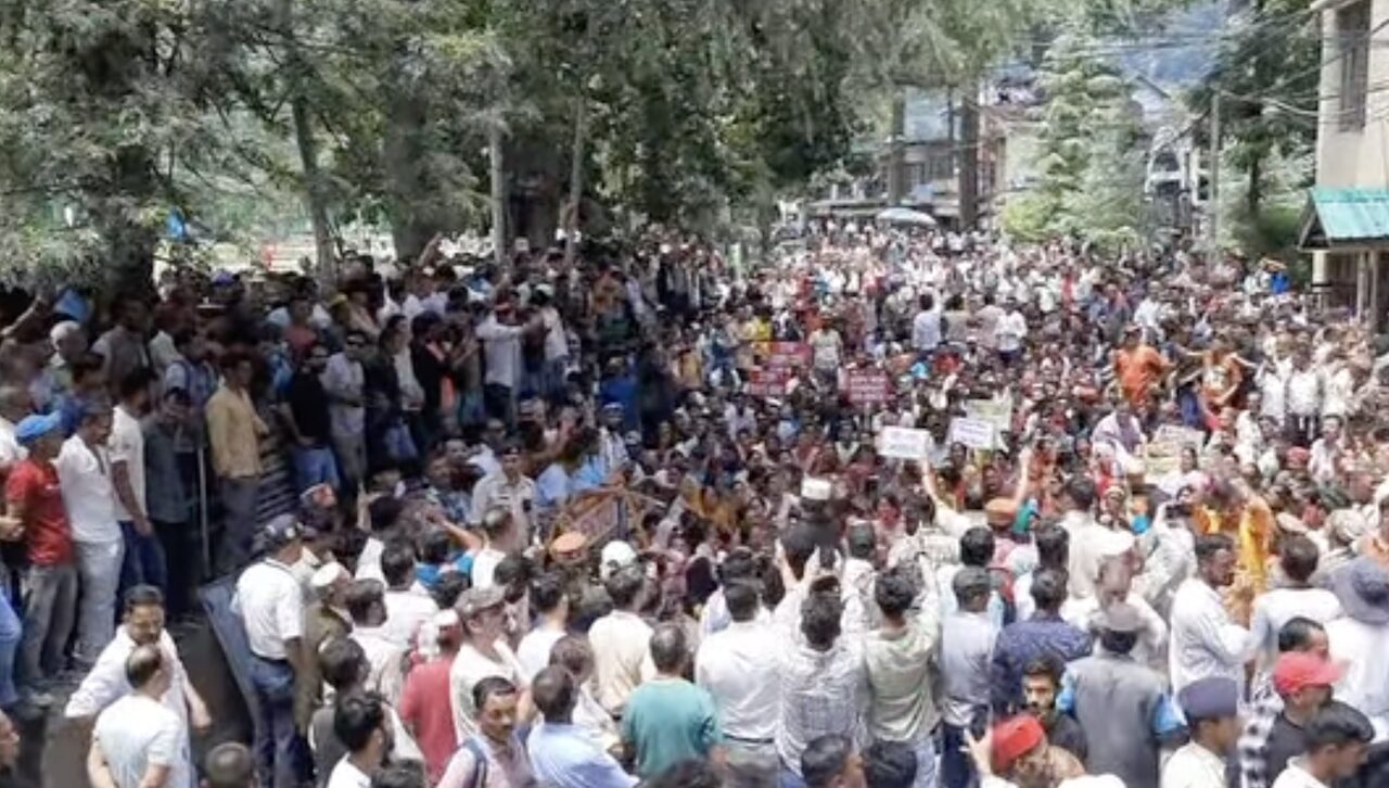 PM Modi Takes Cognizance of Bijli Mahadev Ropeway Dispute, Committee Formed; Nadda to Chair Delhi Meeting