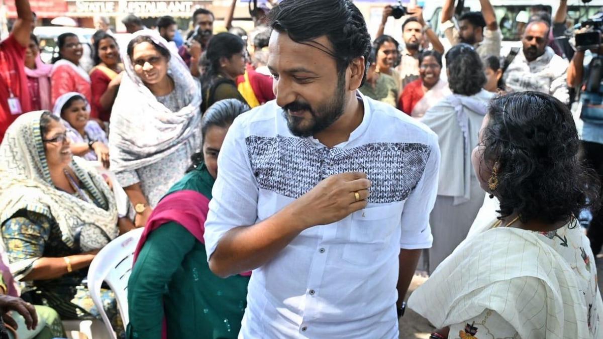 Palakkad MLA Rahul Mamkootathil’s presence at ASHAs’ agitation raises eyebrows; sparks political theatre