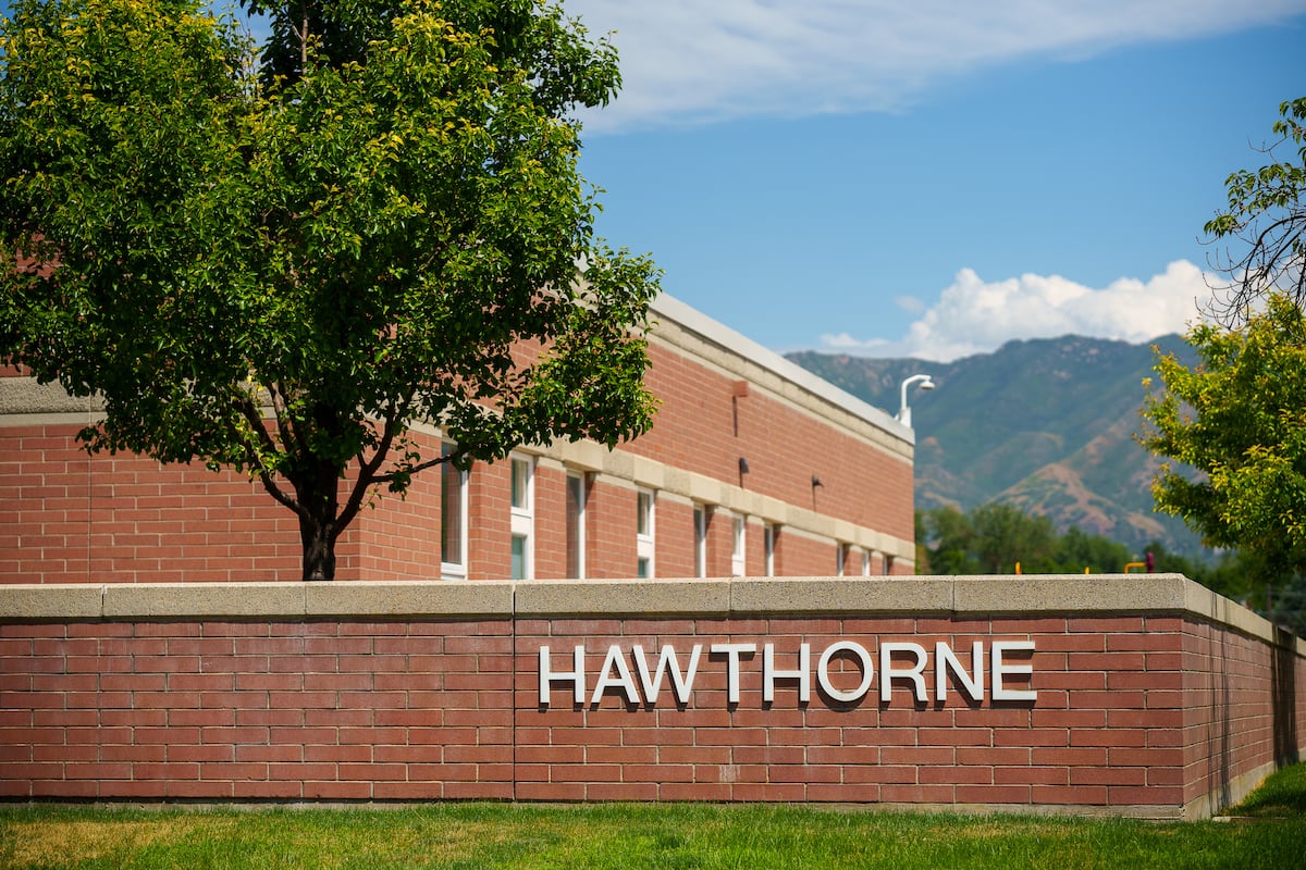 Salt Lake City school relocates students after sewer break