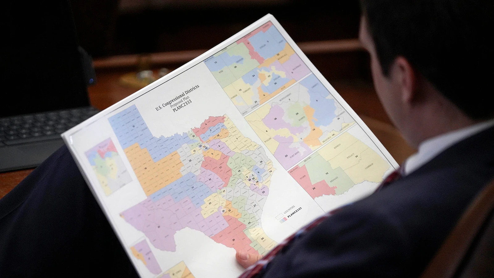 Mid-decade redistricting and the midterms: How redrawn maps impacts the battle for the US House