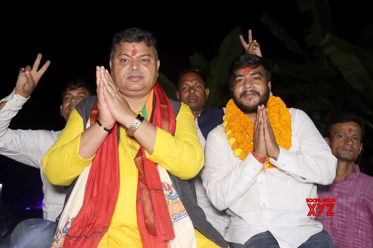JD(U) candidate Aditya Kumar holds roadshow in Muzaffarpur #Gallery
