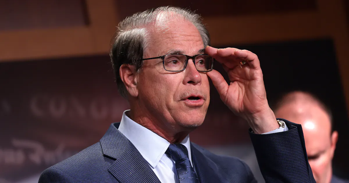 Republican Governor Tries to Force Party to Gerrymander for Trump