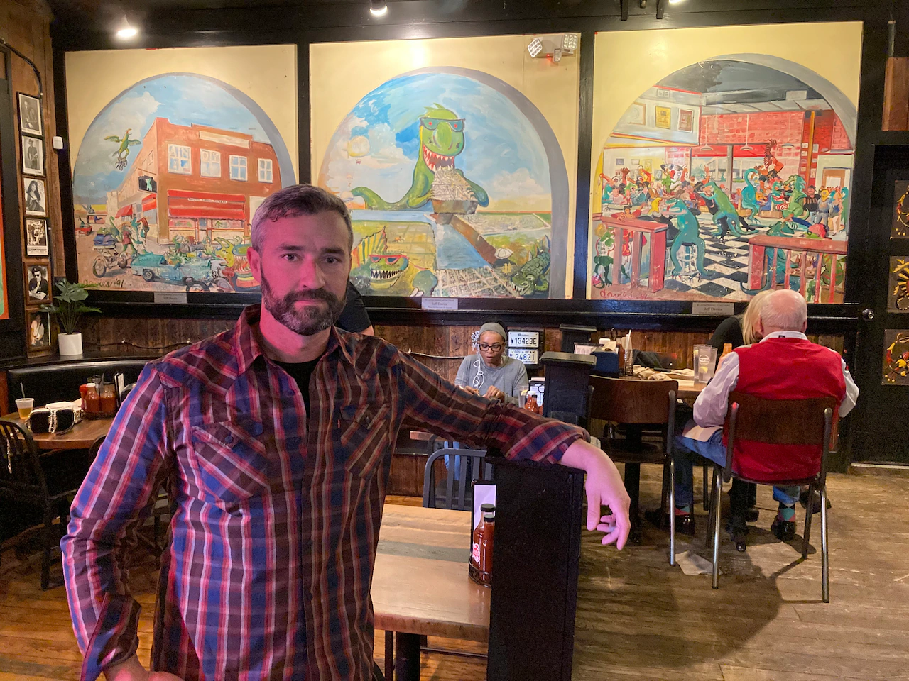 Once a prep cook, he’s now Dinosaur Bar-B-Que’s CEO (Good Morning CNY for Nov. 3)