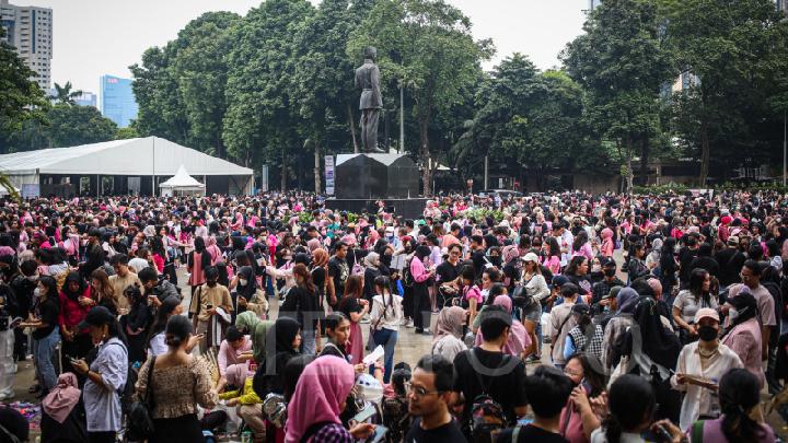 1,500 Joint Personnel Secure Jakarta's BLACKPINK Concert Today