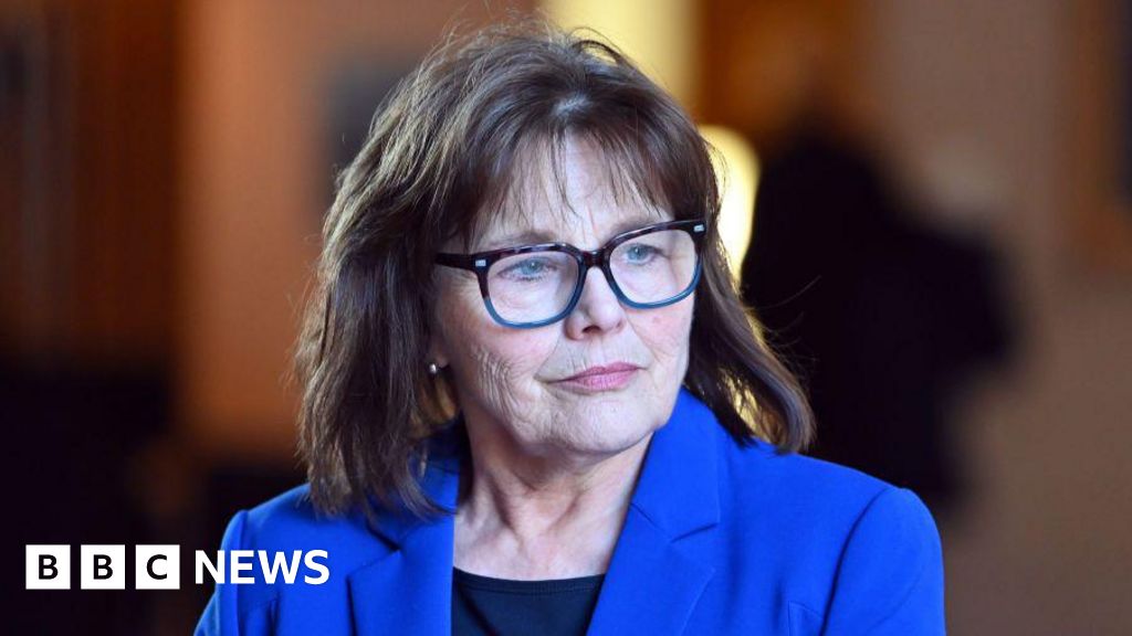 Ex-health minister blames governments for state of NHS