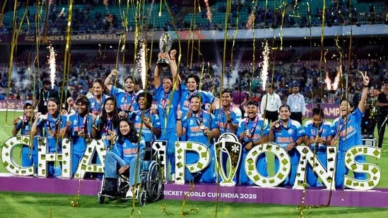 ചരിത്ര നേട്ടത്തിനുള്ള ആദരവ് ;  ഇന്ത്യൻ വനിതാ ടീമിന് ബിസിസിഐ 51 കോടി രൂപ സമ്മാനത്തുക പ്രഖ്യാപിച്ചു